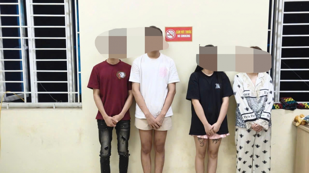 Đột kích phòng trọ, phát hiện nhóm thanh thiếu niên mở “tiệc ma túy”